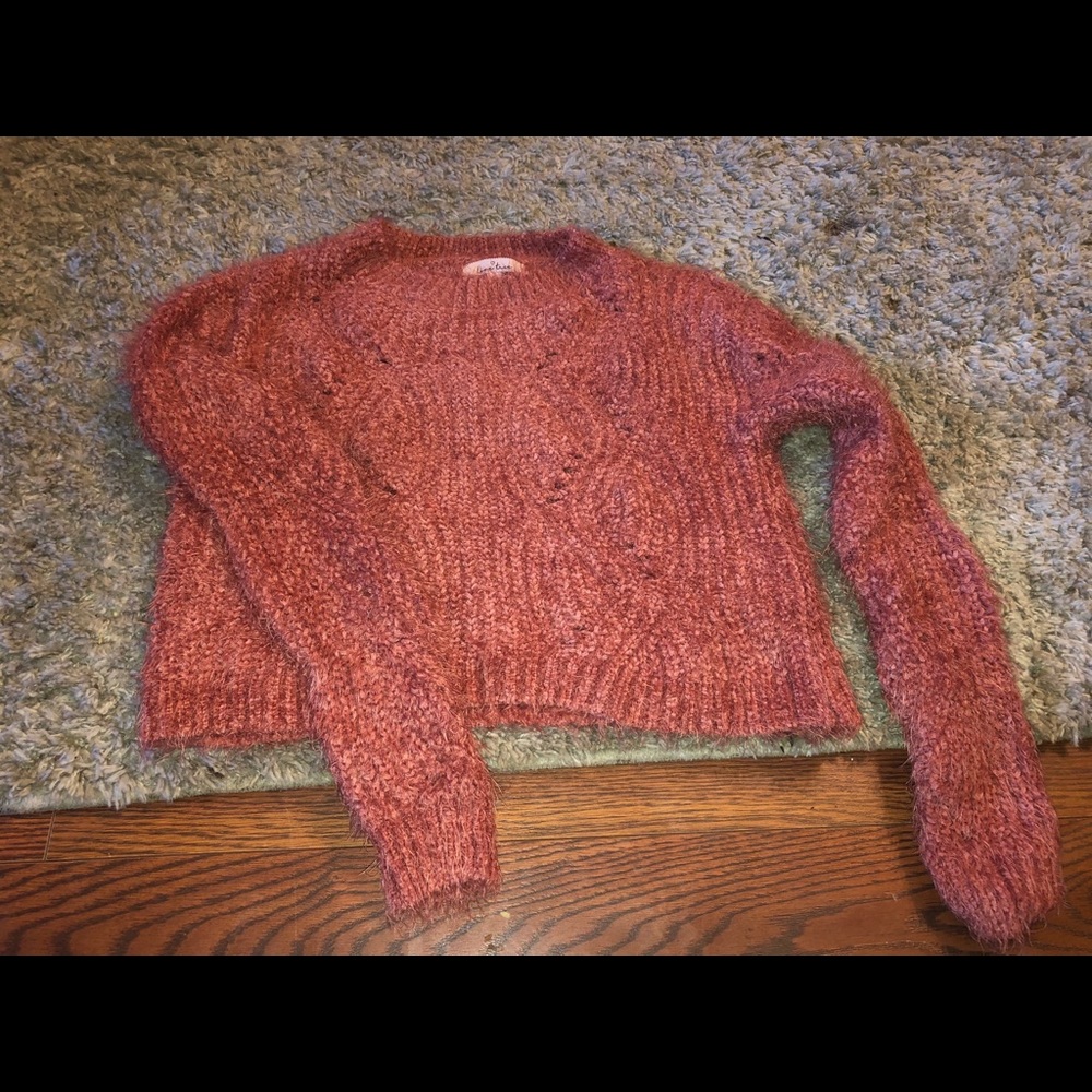 Women’s knitted sweater